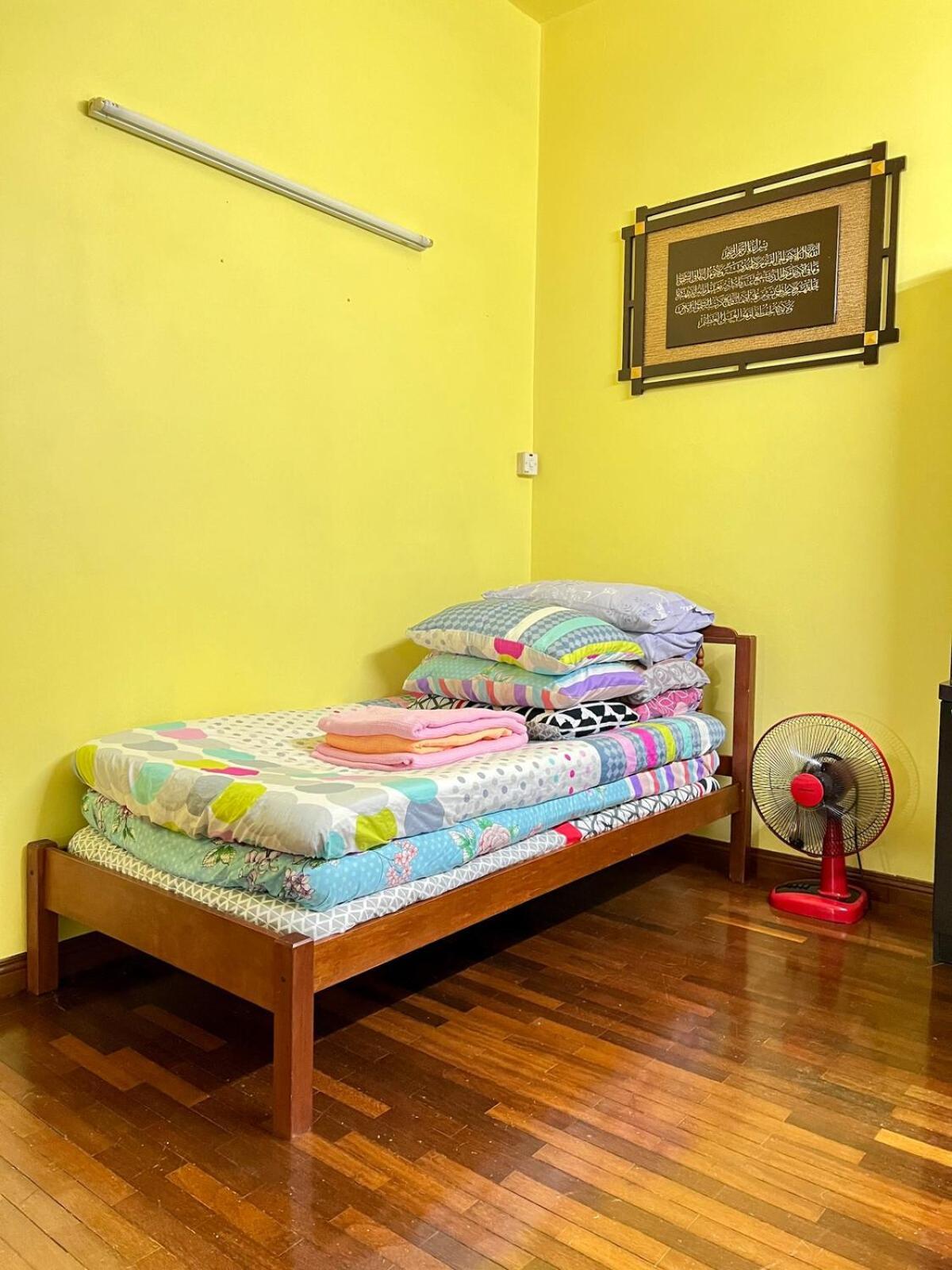 Rini Utama Homestay 士姑来 外观 照片