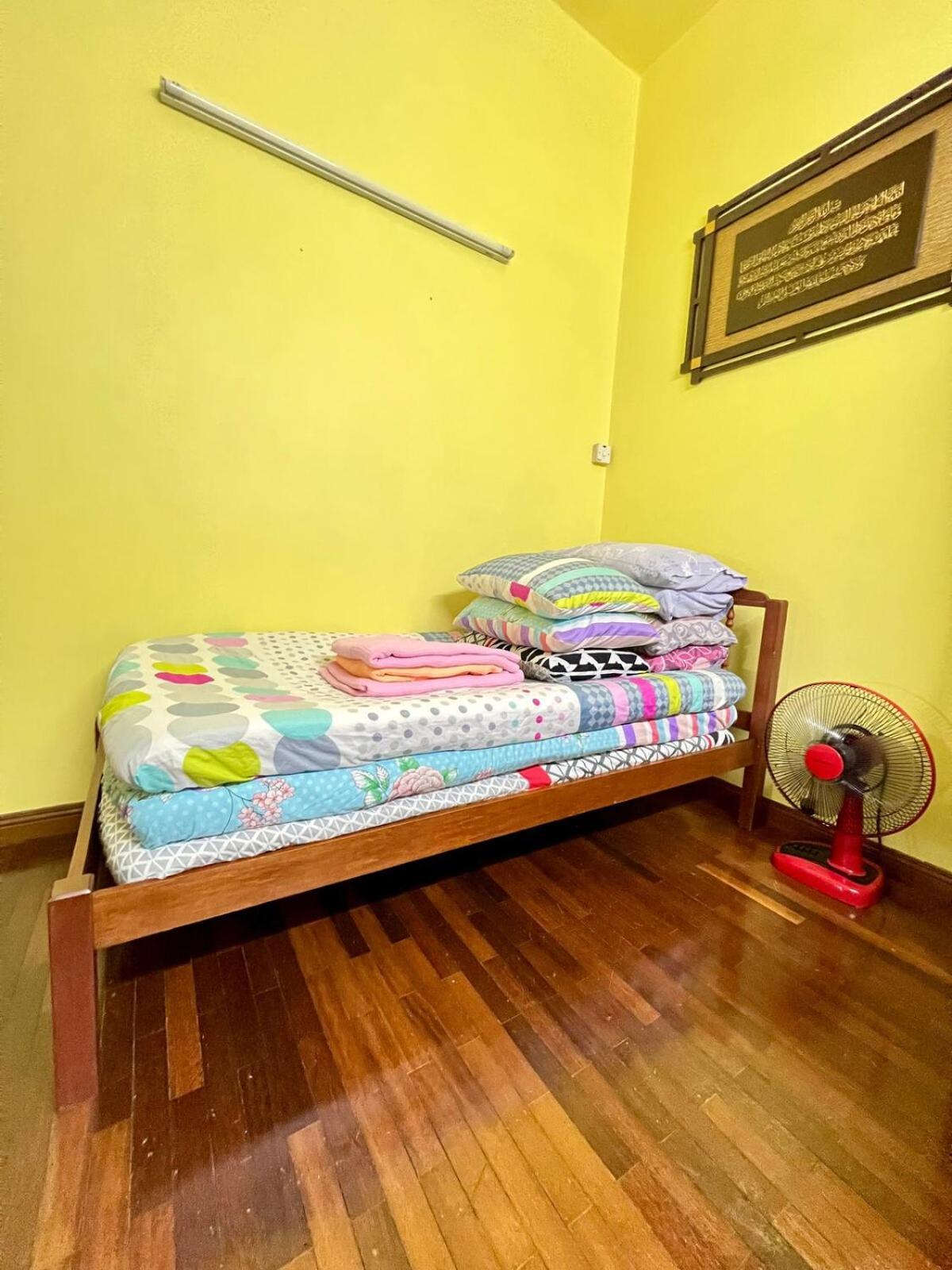 Rini Utama Homestay 士姑来 外观 照片